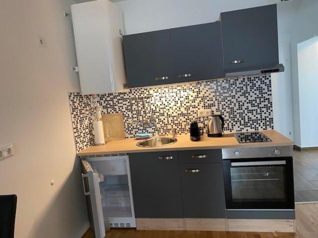 Paky Appartements 00316 Bruck an der Leitha Esterno foto